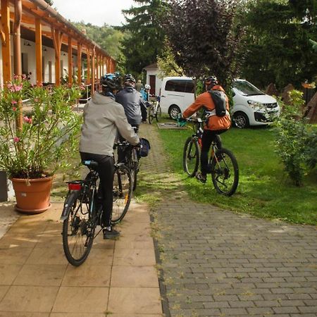 Bed and Breakfast Cicaskacus Vendeghaz Matrafured Exterior foto